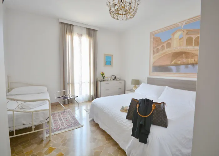 Bed & Breakfast Venice My Friends Canal View Venice