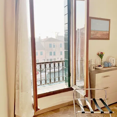 Bed & Breakfast My Friends Canal View