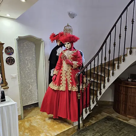 My Friends Canal View Venetië