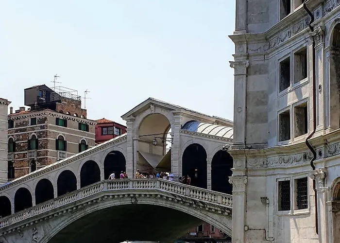 Couette-café My Friends Canal View 3*