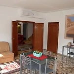 Bed & Breakfast My Friends Canal View