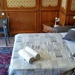 My Friends Canal View Bed & Breakfast