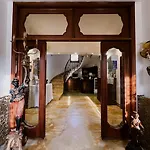 My Friends Canal View Bed & Breakfast