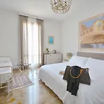 Bed & Breakfast My Friends Canal View Benátky