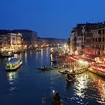 My Friends Canal View Benátky