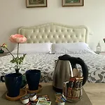 Bed & Breakfast My Friends Canal View 3*