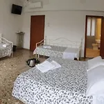 My Friends Canal View Bed & Breakfast 3*