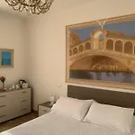My Friends Canal View Bed & Breakfast