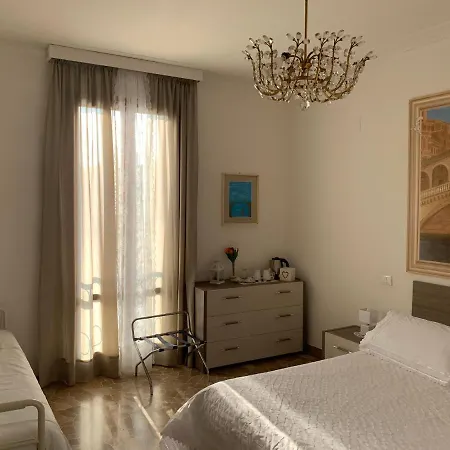 My Friends Canal View Bed and breakfast Venecia