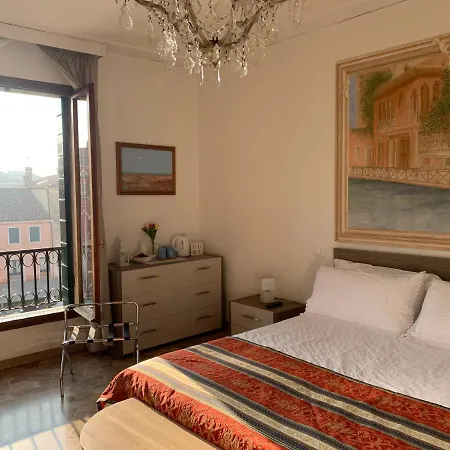 My Friends Canal View Bed and breakfast Venecia